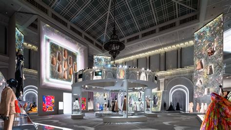 OPENING SEPTEMBER 25, CHRISTIAN DIOR BRINGS 